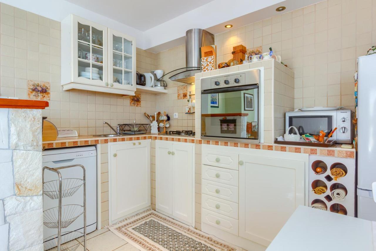 Apartments Meri Трогир Екстериор снимка